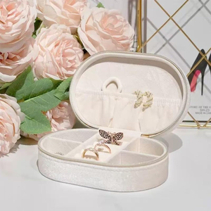 High-End Portable Oval Flannel Zipper Bag Exquisite Travel Jewelry <b>Storage</b> for Earrings Necklaces <b>Rings</b>-Wholesale - Product Image 5