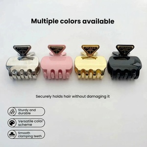 Barrette à cheveux de luxe de marque de créateur pour femmes, pince à cheveux haut de gamme pour frange latérale. - Product Image 3