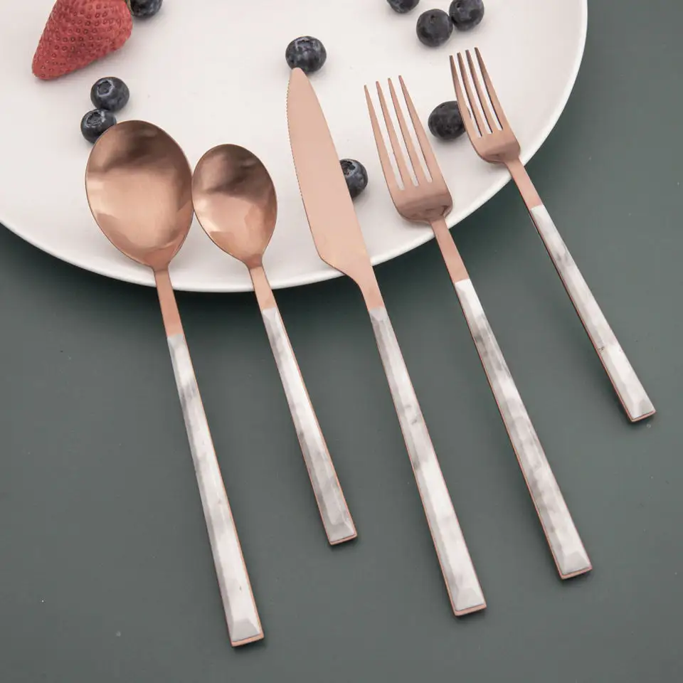 Set alat makan plastik emas mawar Satin, Set peralatan makan sendok garpu warna-warni