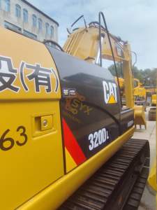 Excavadora de Cadenas Usada Caterpillar 320DL Tipo Oruga de 20 Toneladas con Capacidad de Cucharón de 0.36m y Potencia de 103KW - Product Image 3