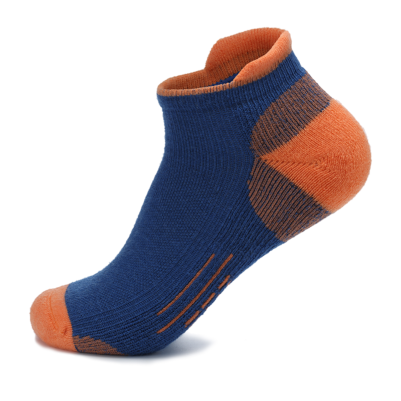 Wholesale Bulk Merino Wool Men's Ankle Socks - All-Season Comfort for Work & Casual Wear