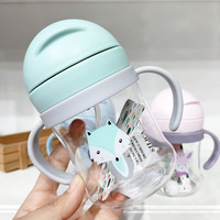 Tasse à paille pour enfants en gros Bouteille d'eau à poignée de bébé anti-étouffement et sans fuite