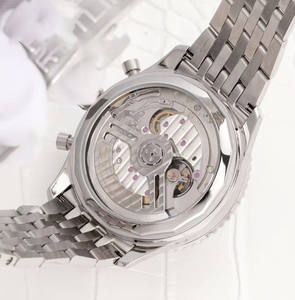 Reloj Mecánico de Alta Calidad con Diseño de Disco Estrellado Estilo Aviación - Product Image 6