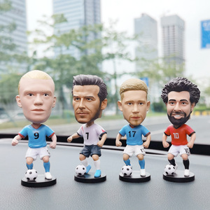 Muñecos con Cabeza Oscilante Versión Q, Figuras <span class=keywords><strong>de</strong></span> Acción <span class=keywords><strong>de</strong></span> Estrellas del Fútbol, Decoración para Coche, Juguetes <span class=keywords><strong>de</strong></span> <span class=keywords><strong>Messi</strong></span>, Ronaldo, Neymar, Regalo para Fanáticos - Product Image 1