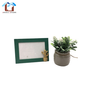 Chine fabricant <span class=keywords><strong>cactus</strong></span> décoratif MDF accueil bébé fille enfants décoration de chambre debout petit cadre photo en bois - Product Image 1