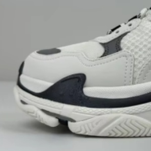 Chaussures de sport tendance de qualité supérieure, style basketball, semelle épaisse, respirantes, chaussures décontractées, logo personnalisé - Product Image 3