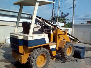 Pala cargadora de ruedas usada Komatsu en buen estado a la venta Pala cargadora frontal Komatsu WA100 WA300 WA380 WA470 WA510 a precio económico - Product Image 2