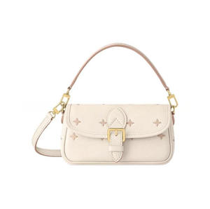Sac à main de luxe de marque haut de gamme en cuir véritable, mini sac à bandoulière, sac à main tendance en forme de fraise, sacs pour femmes - Product Image 1