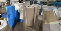 Bande transporteuse YUPHENG en PU vert avec surface PTFE 1400x1000x1.5, bande de guidage résistante au froid -35°C, antiadhésive, vitesse réglable pour