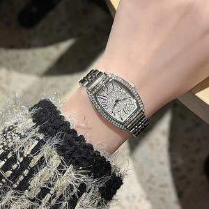 Reloj de Mujer con Esfera Pequeña de Acrílico Tipo Barril de Vino, Completamente Decorado con Diamantes, Cierre Oculto Ecológico, Moda de Lujo Ligero, Exquisito Reloj de Cuarzo - Product Image 6