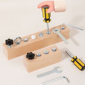 Juguete de Aprendizaje Sensorial Montessori para Niños Pequeños, Juego de Destornilladores de Madera, Herramientas de Actividades con Destornilladores - Product Image 1