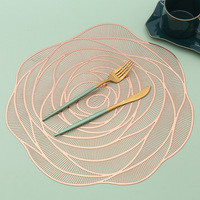 Décor de Table ajouré métal or chargeur assiettes tapis vinyle fleur PVC napperons pour réception de mariage de vacances