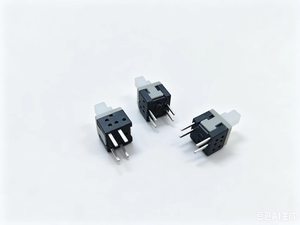 Interrupteurs pour Glocks, bouton-poussoir vertical DIP autobloquant de 5,8 mm par 5,8 mm - Product Image 4