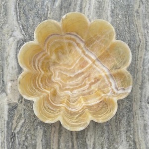 Bol de service moderne en marbre blanc, bol décoratif en pierre naturelle de qualité supérieure pour fruits, salades, en-cas, comptoir de cuisine à prix avantageux - Product Image 2