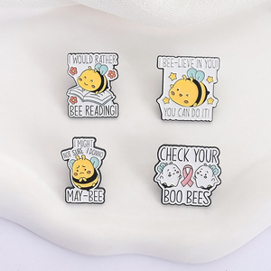 Überprüfen Sie Ihre Boo Bees Emaille Pin Brustkrebs Bewusstsein Halloween Cute Ghost Bee Broschen Revers Rucksack Abzeichen Schmuck Geschenke - Product Image 3