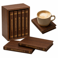 Ensemble de 5 sous-verres de luxe faits à la main en forme de livre en noyer avec support, gravure laser BEVERAGES I V, pour la décoration de bar à domicile ou de mariage