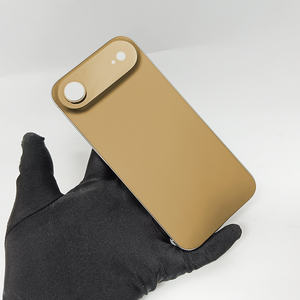 Boîtier de luxe pour série 17, or sous vide, design exquis avec logo gravé, vente chaude aux Émirats arabes unis, accepte la personnalisation - Product Image 4