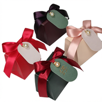 Boîte cadeau élégante en carton gaufré, emballage durable en carton recyclé pour occasions spéciales