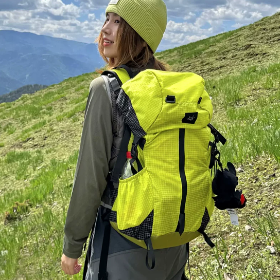 Ultralight 33L Hiking Backpack Suspension Back System Waterproof Large Capacity Rucksack for Outdoor Trekking Traveling Camping