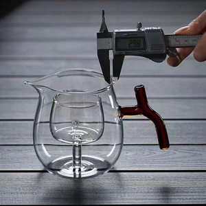 Théière en verre Xinyahong, haute résistance à la chaleur, en borosilicate transparent, pour la préparation du thé, avec poignée en bois - Product Image 3