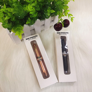 Neuartige Spielzeuge Metall Rotierender Fidget Spinning Stift Anti-Stress Finger Hand Spinner Stift mit <span class=keywords><strong>LED</strong></span>-Licht - Product Image 4