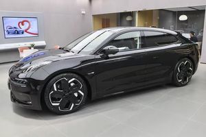 زيكر 001 2023 نسخة يو رباعية الدفع - Product Image 4