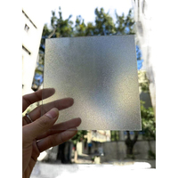 Plaque diffuseur de lumière en polycarbonate givré moderne pour toiture plate, idéale pour les applications hôtelières