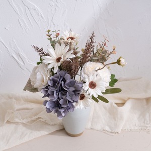 CallaFloral Ramo de Hortensias Artificiales Blanco y Morado de Plástico para Decoración del Hogar y Bodas CF01363 - Product Image 1