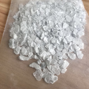 Flocons 500 Qualité industrielle 99 Prix par tonne Mgcl2 anhydre Cas No 7786303 <span class=keywords><strong>Chlorure</strong></span> <span class=keywords><strong>de</strong></span> <span class=keywords><strong>magnésium</strong></span> Meilleurs flocons <span class=keywords><strong>de</strong></span> <span class=keywords><strong>magnésium</strong></span> - Product Image 3