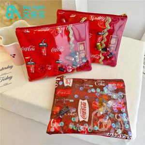 Haute Qualité À La Mode Nice Unique Drôle Petit Cadeau Mignon <span class=keywords><strong>Coca</strong></span> <span class=keywords><strong>Bouteille</strong></span> Cola Imprimer Quicksand Maquillage Cosmétique Sac pour Les Filles - Product Image 1
