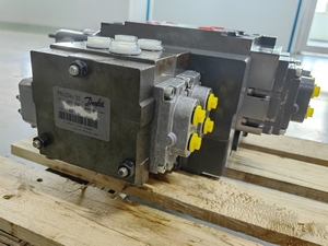 2026 24VDC Électro-distributeur hydraulique électroproporcional, État neuf, Solénoïde PVG 32, Vente en gros, Import-export - Product Image 4