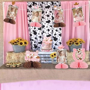 Decoraciones para Fiesta de 2.° Cumpleaños de Niños con Diseño de Coche de Carreras 'Two Fast Honeycomb Centerpieces', Artículos de Fiesta con Bandera a Cuadros 'Lets Go Racing' - Product Image 2