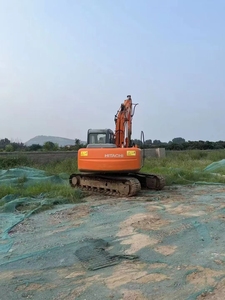 Excavatrice sur chenilles Hitachi ZX120 d'occasion 12 tonnes, très demandée, d'origine japonaise, certifiée CE, avec accessoire de démolition à grappin - Product Image 3