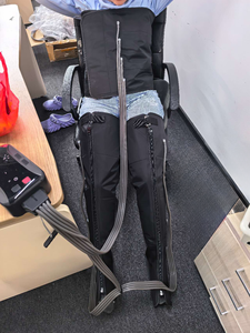 Bottes de <span class=keywords><strong>massage</strong></span> à compression d'air COSMO à 8 chambres, masseur pneumatique pour les <span class=keywords><strong>jambes</strong></span> avec contrôle intelligent pour les athlètes, la course à pied, la salle de sport, la récupération musculaire - Product Image 3