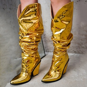 Bottines pointues pour femmes, hauteur genou, talons épais, colorées, avec empeigne plissée métallique - Product Image 1
