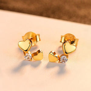 Pendientes de Corazón con Circonita, Chapados en Oro Blanco, Corte Brillante Redondo, Engaste de Garra, Joyería Romántica para Mujer - Product Image 3