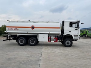รถบรรทุกน้ำมัน LPG ทนทานและเชื่อถือได้ ขนาด 13000L-27000L รถขนส่งโพรเพนพิเศษ เติมน้ำมันให้กับเครื่องบิน รถบรรทุกน้ำมันสแตนเลส - Product Image 5