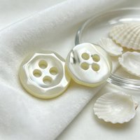 Boutons décoratifs en nacre Toro à sept pans gaufrés, 4 trous, nacrés brillants pour vêtements