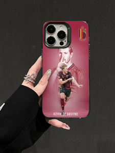 Coque de téléphone pour iPhone 16/15/13/12 ProMax avec impression personnalisée, motif joueur de football belge, dégradé <span class=keywords><strong>bordeaux</strong></span>, finition mate, antichoc - Product Image 2