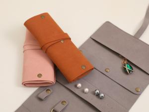 Pochette de voyage pliable en microfibre de luxe avec logo personnalisé pour bijoux, organiseur de bijoux pour bagues, colliers, boucles d'oreilles, bracelets - Product Image 4