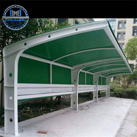 Abri de voiture en acier durable, bâtiment de garage pour les applications d'abri de voiture avec structure renforcée et installation efficace