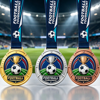 Op maat gemaakte onregelmatige voetbalthema metalen medailles, hoogwaardig gepersonaliseerde gegraveerde legerings awards voor voetbalwedstrijden en sportevenementen
