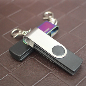 Briquet à allumettes permanent en gros avec porte-clés - Allume-feu de survie réutilisable avec plaquette métallique arc-en-ciel pour le camping - Product Image 3