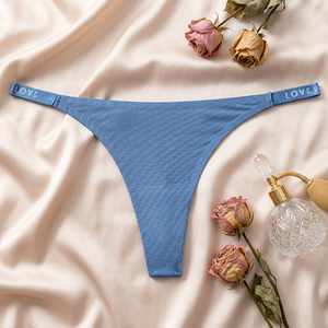 Tanga de punto acanalado azul sin costuras para mujer, con estampado de letras LOVE, cintura elástica, tiro bajo, lencería tipo G-string para mujer, venta al por mayor - Product Image 4