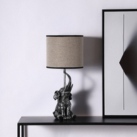 Lampe de bureau moderne et personnalisée en forme d'éléphant, couleur argent, lampe de chevet de chambre à coucher, vente en gros, 2020