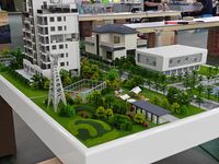 Maqueta de Edificio en Miniatura |   Báscula Personalizada para Ferias Comerciales