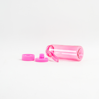 Bouteille d'eau de sport légère de 600 ml sans BPA, étanche et réutilisable avec poignée, idéale pour la salle de sport, la randonnée et les voyages.