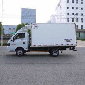 Camion frigorifique Dongfeng 4 *2, état neuf, boîte de vitesses manuelle, pour le <span class=keywords><strong>transport</strong></span> logistique de produits frais, carburant diesel - Product Image 3