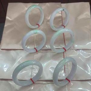 Tipo un brazalete de Jade <span class=keywords><strong>Myanmar</strong></span> Jadeíta brazalete de Jade Natural de alta calidad pulsera de jadeíta sin grietas para regalo de mujer 54 ~ 60mm - Product Image 2