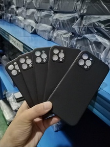 Copriobiettivo in TPU opaco di lusso nero per <span class=keywords><strong>iPhone</strong></span> 15 6 7 8 Plus X XS XR <span class=keywords><strong>11</strong></span> 12 13 Mini 14 Plus <span class=keywords><strong>Pro</strong></span> Max custodia morbida antiurto in Silicone - Product Image 5